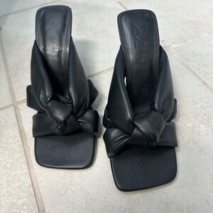 mango black heels size 39!!